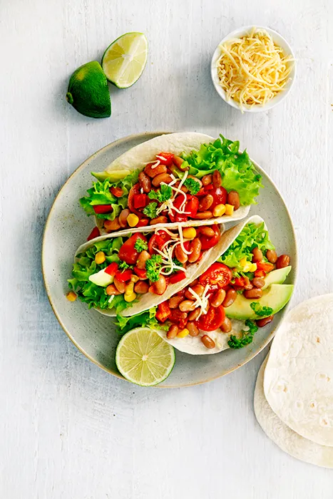Mini-beanrito’s met avocado
