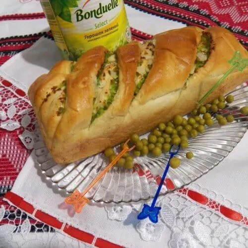 Завиванець з горошком і часничком
