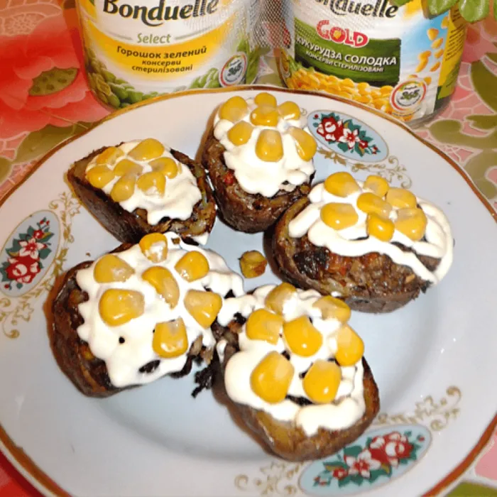 Картопляні кораблики з овочами "Бондюель"