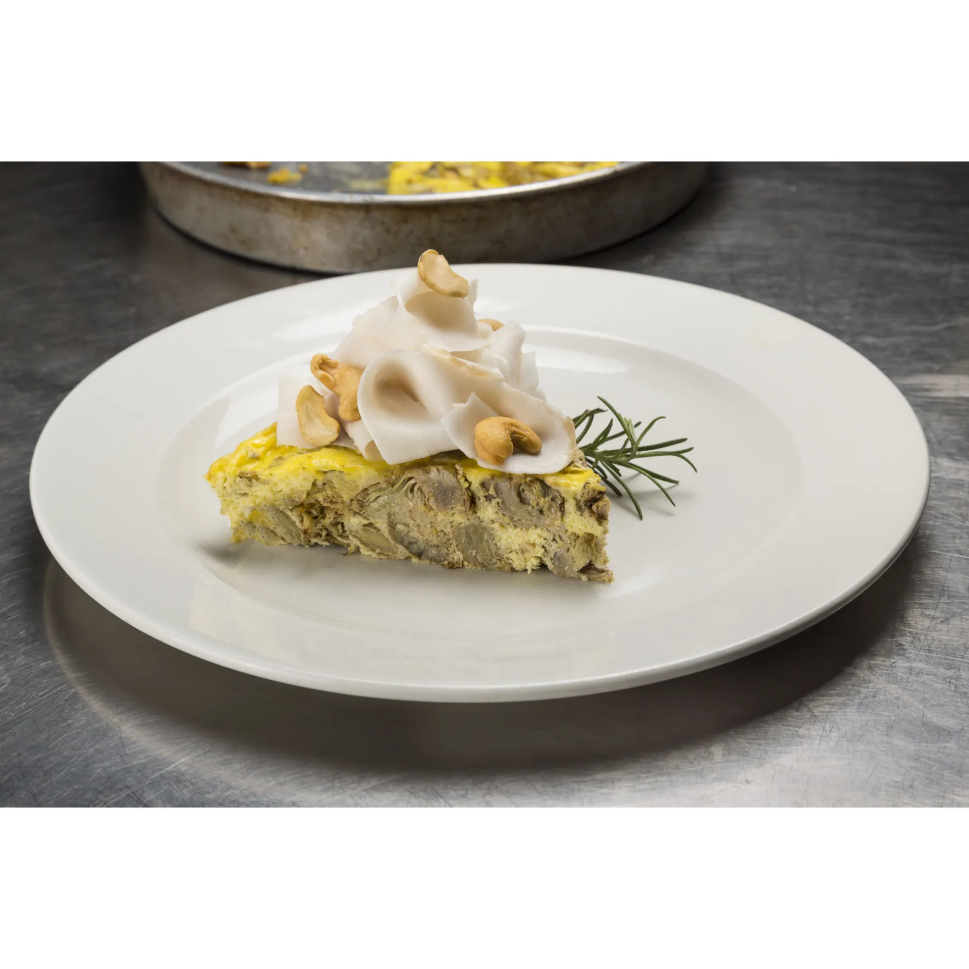 Frittatina di carciofi con lardo di Colonnata ed anacardi