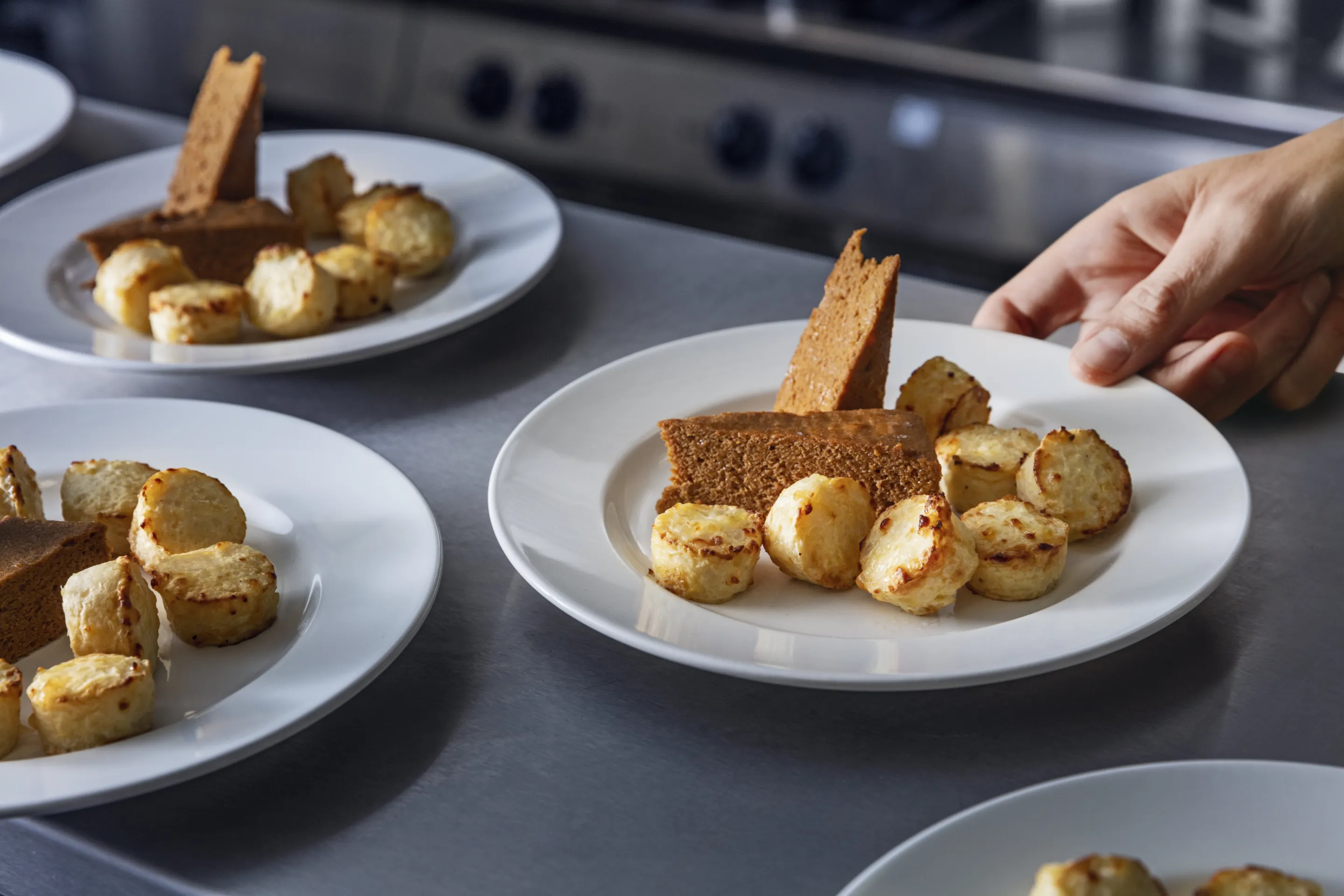 Recette Manger Mains : Bouchées de choux-fleurs et son sauté d’agneau