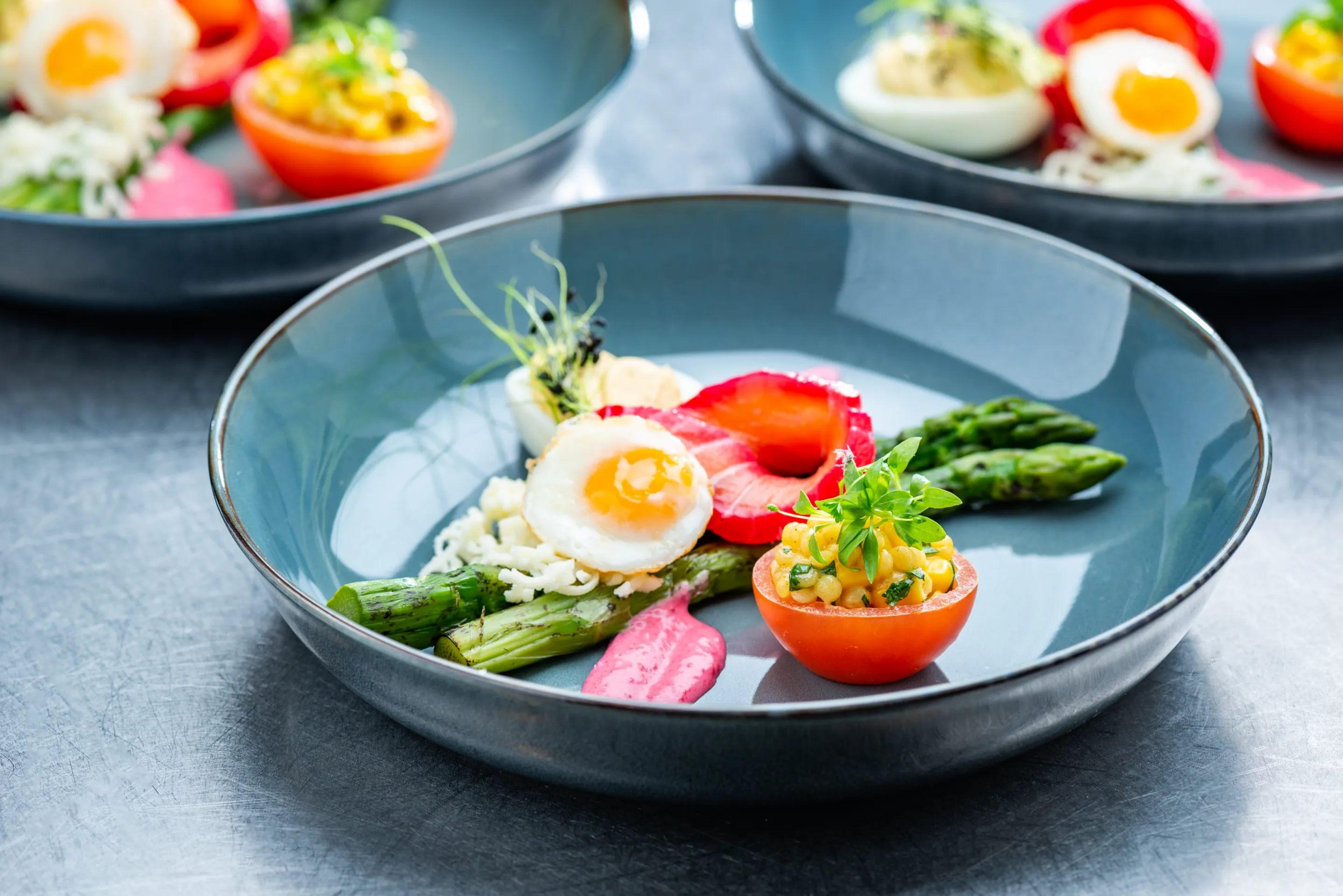 Grazing table: Rosy salmon with asparagus