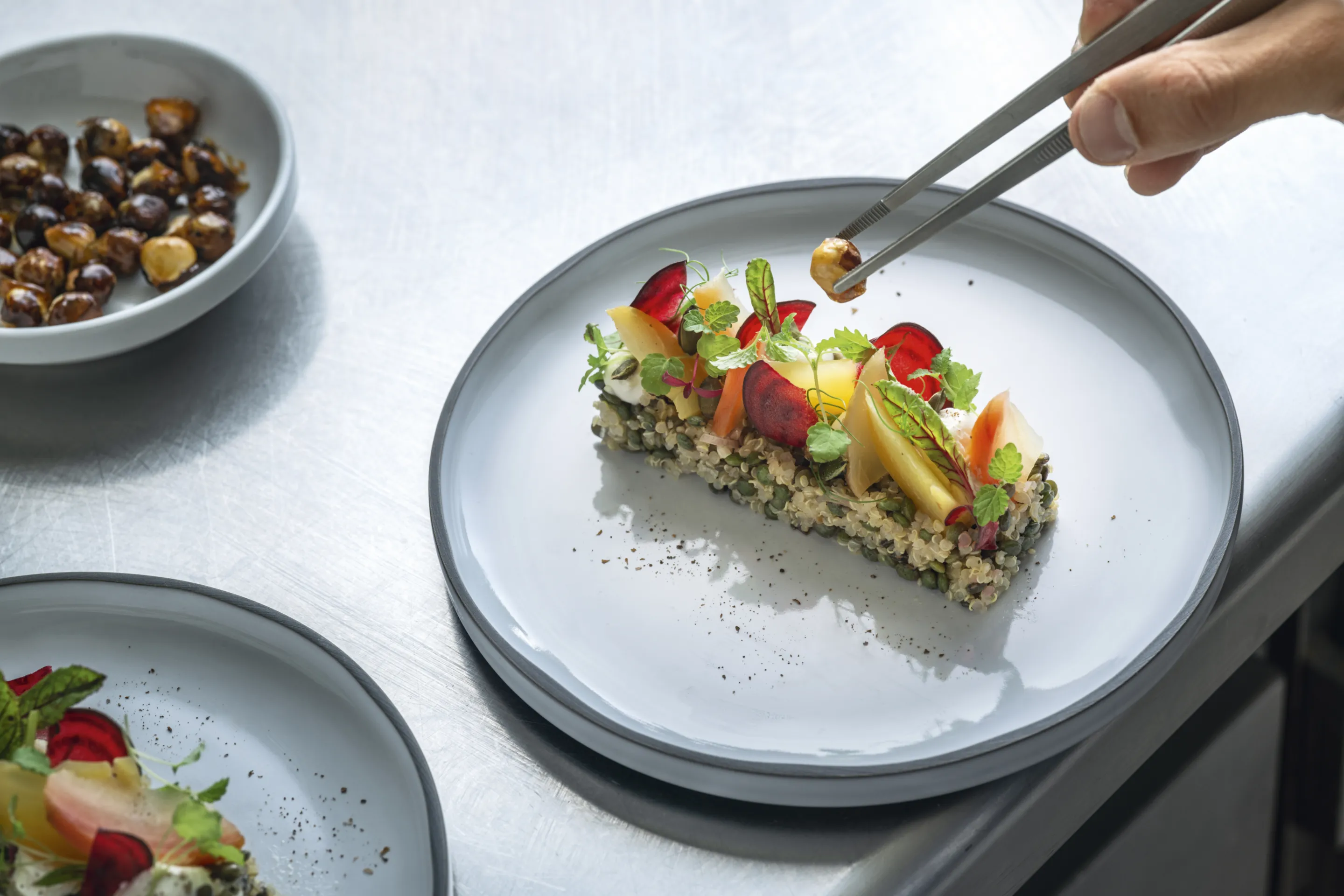 Graines de salade et betterave en croûte de sel