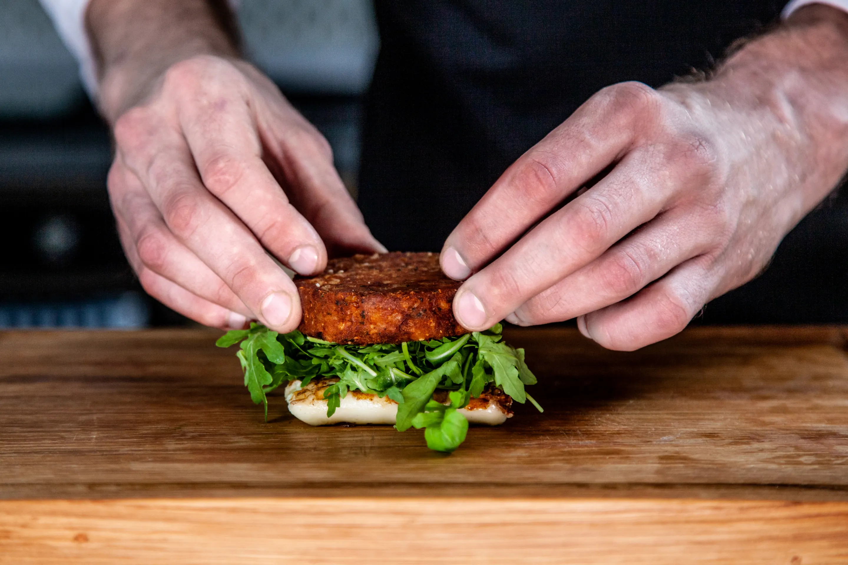 Texas Vegeeburger sült paprikával és BBQ szósszal