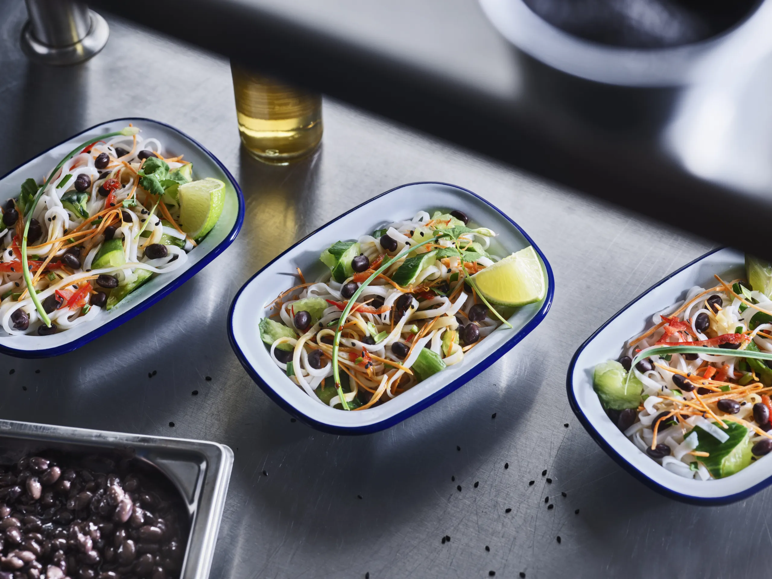 Salade asiatique aux haricots noirs