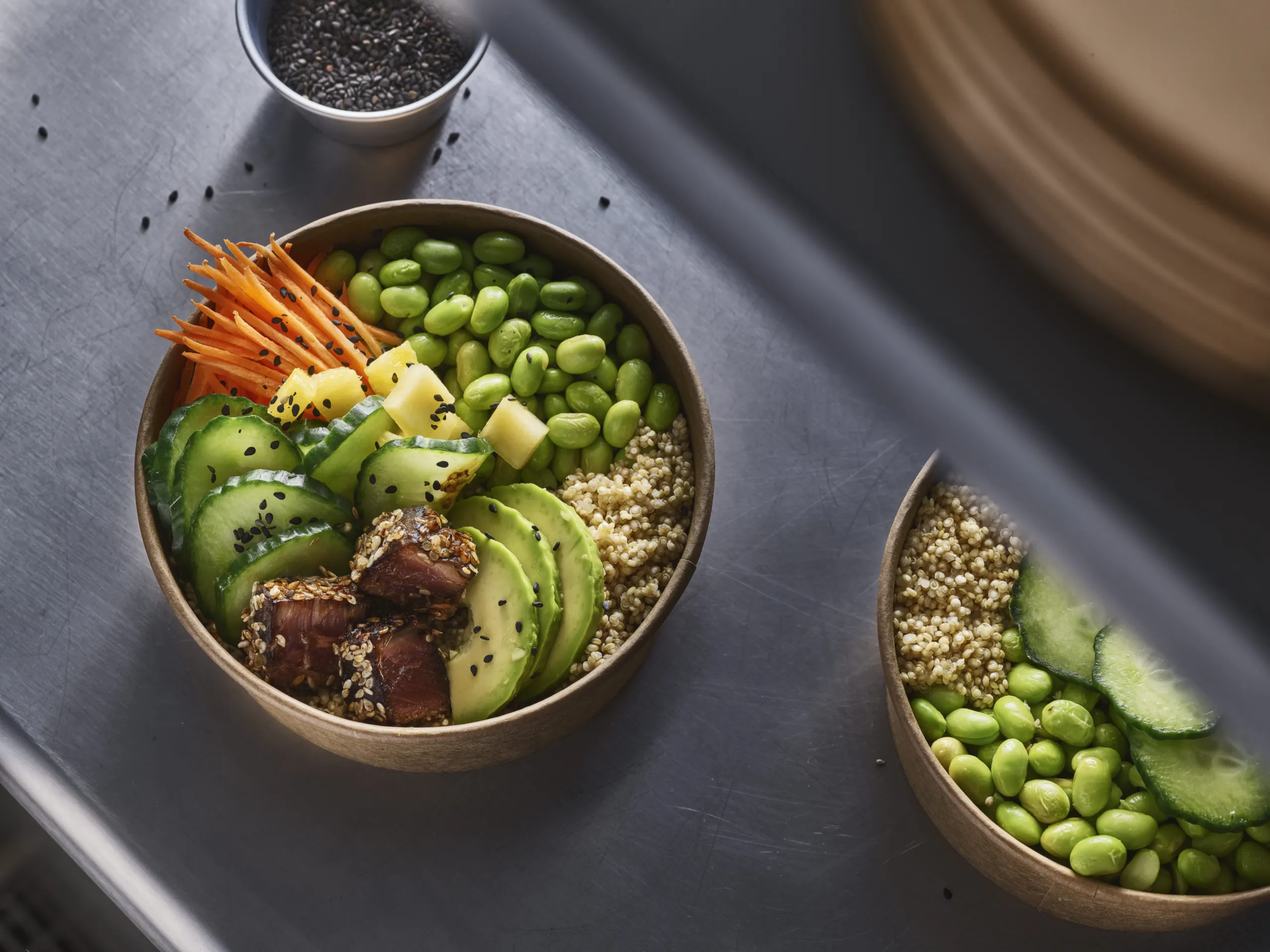 Poké bowl tataki de thon et edamame