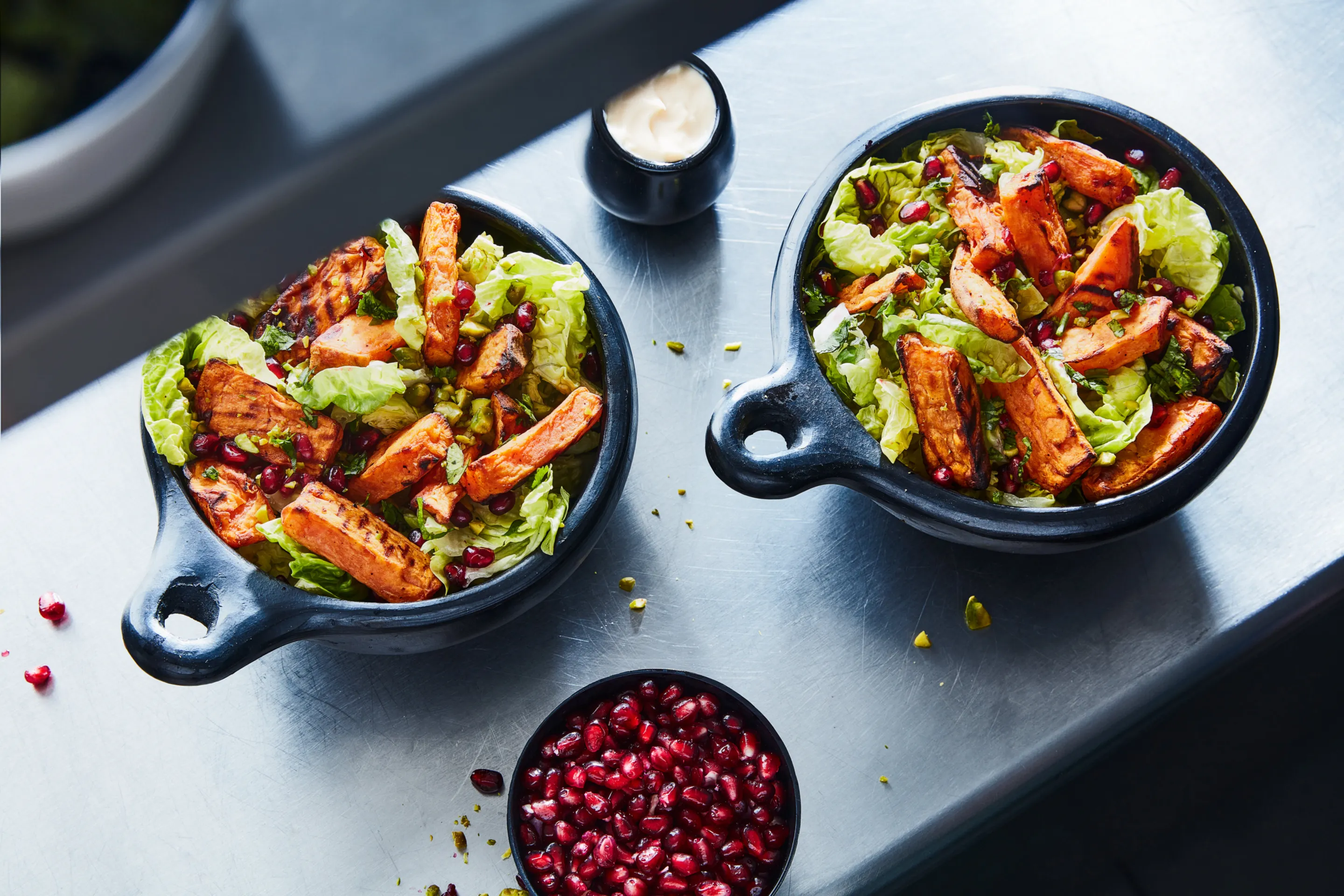 Salade tiède aux patates douces rôties