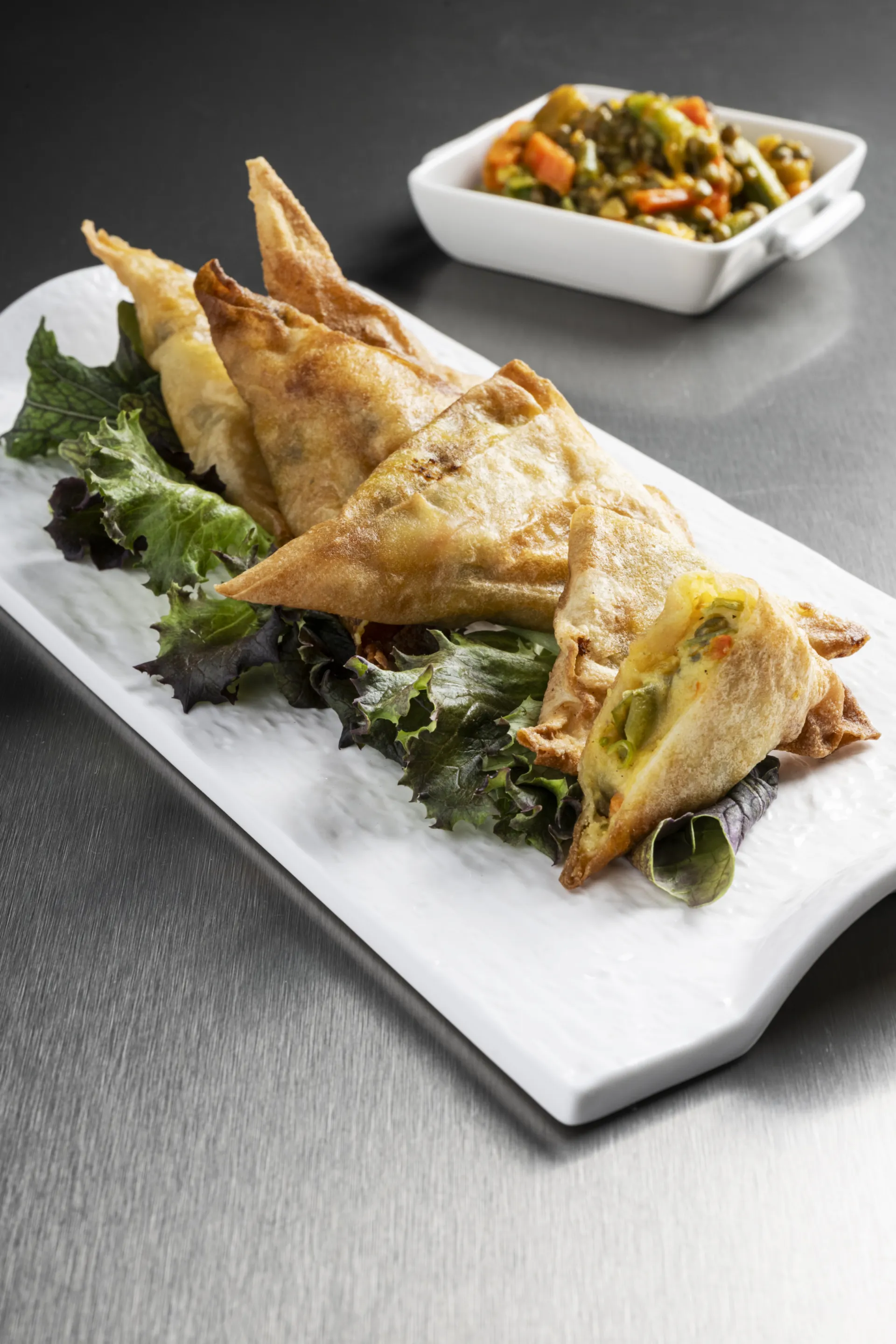 Samosas vegane con Contorno India
