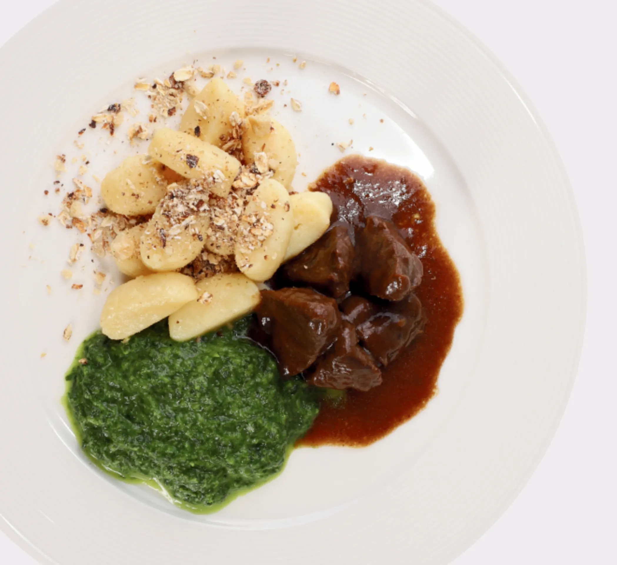 Dančí plec na česneku se smetanovým špenátem